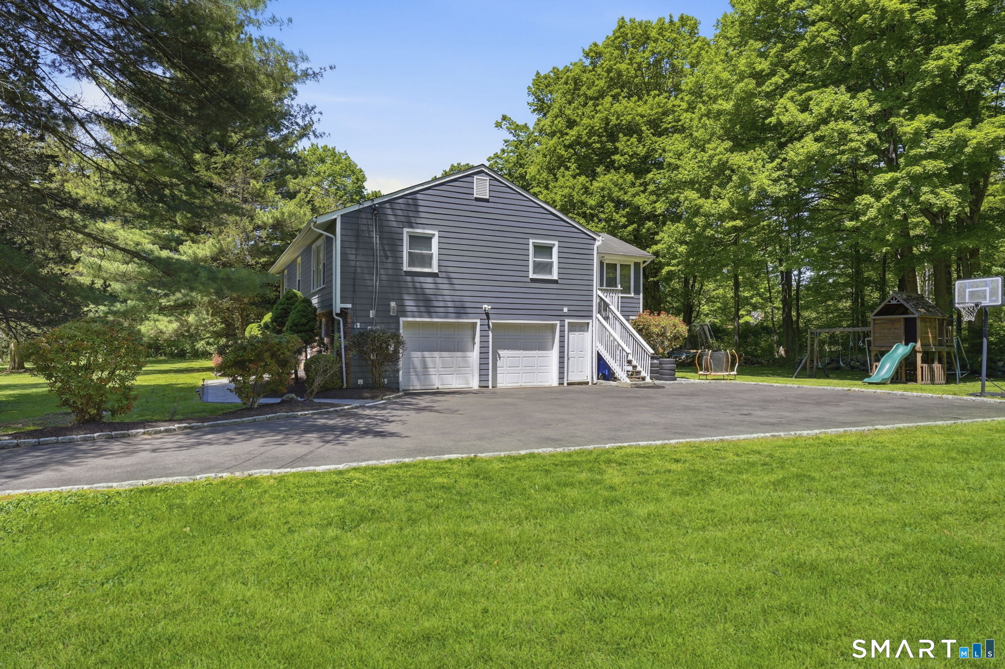 22 Cobblestone Place Wilton CT 06897