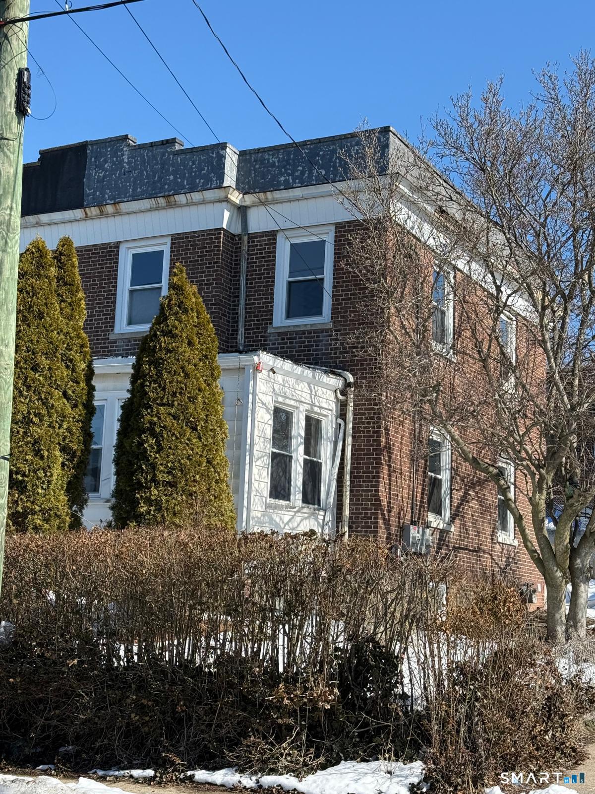 206 Remington Street Bridgeport CT 06610