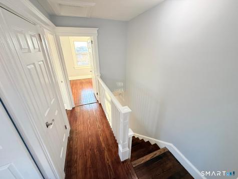 206 Remington Street Bridgeport CT 06610