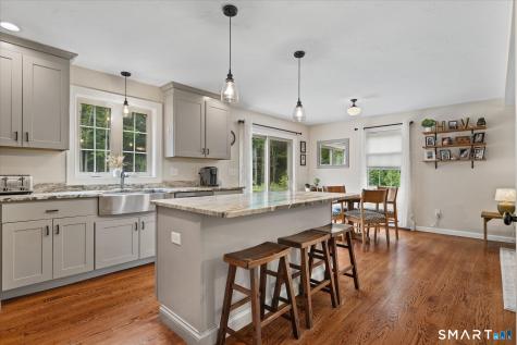 125 Hartford Pike Killingly CT 06241