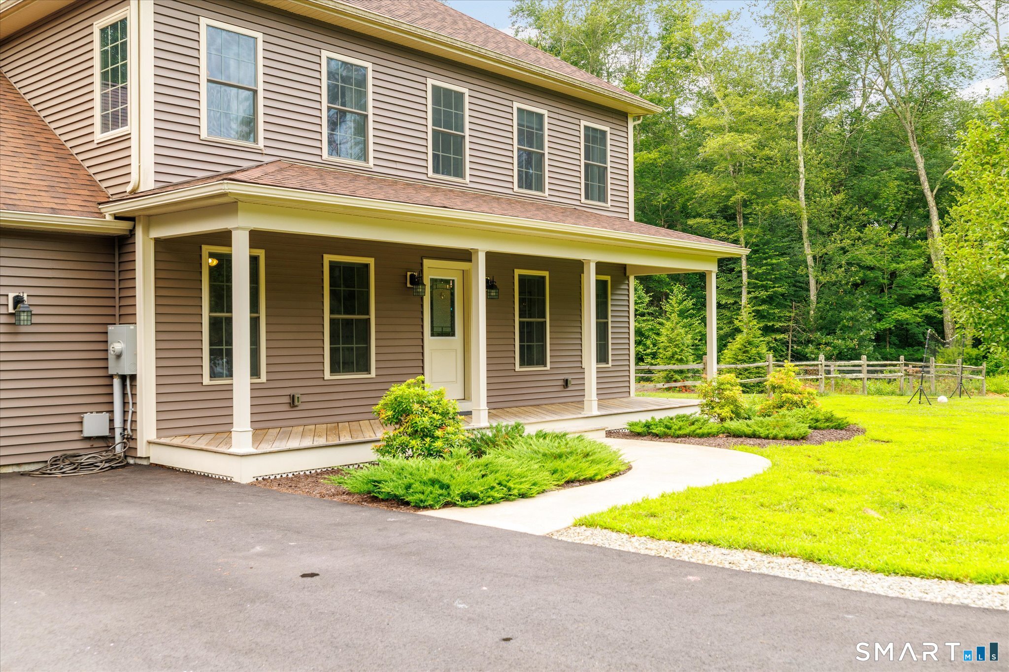 125 Hartford Pike Killingly CT 06241