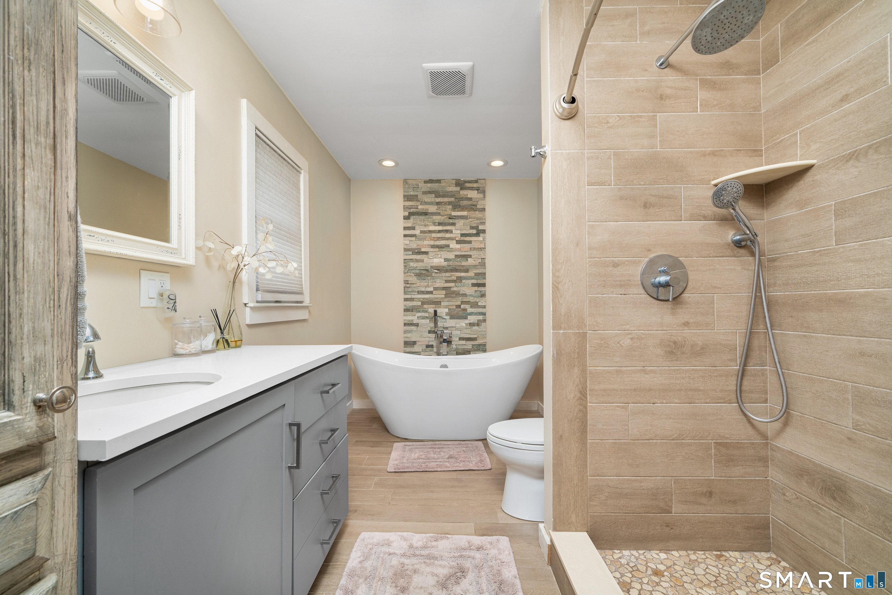 76 Glenbrook Drive Cheshire CT 06410