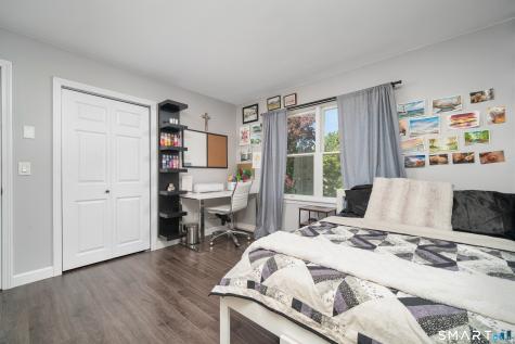 76 Glenbrook Drive Cheshire CT 06410