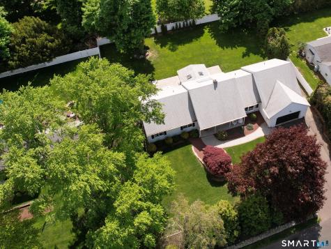 76 Glenbrook Drive Cheshire CT 06410
