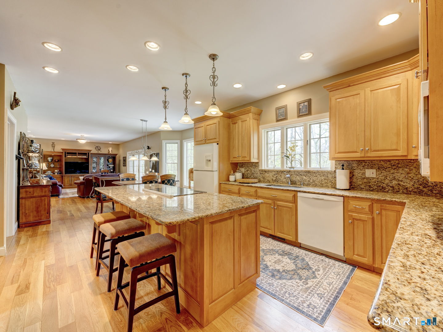 209 Farmingberry Drive Southington CT 06444