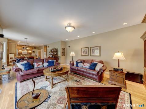 209 Farmingberry Drive Southington CT 06444
