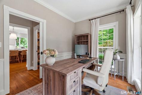 8 Hatchetts Hill Road Old Lyme CT 06371