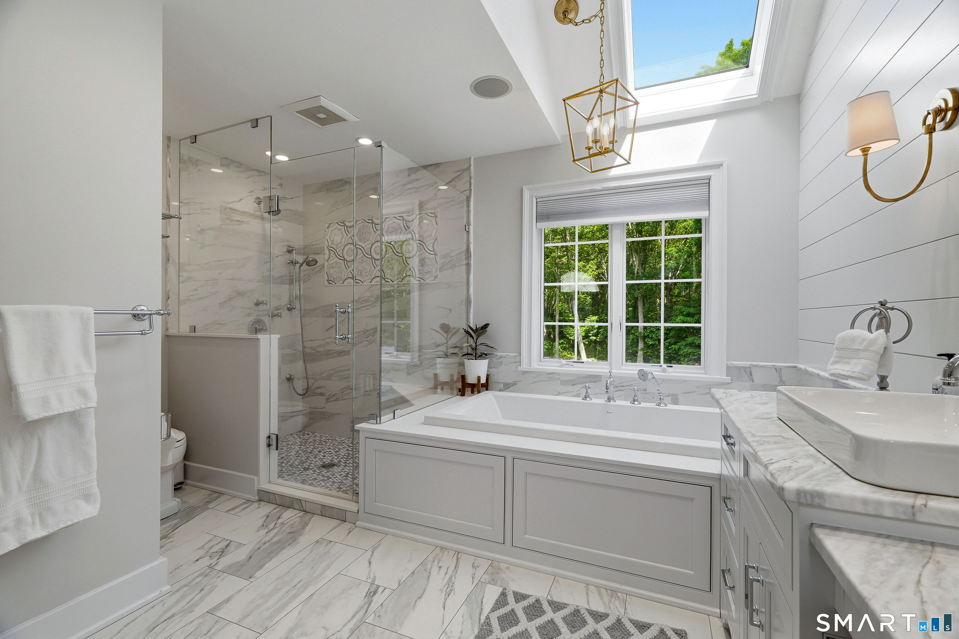 8 Hatchetts Hill Road Old Lyme CT 06371