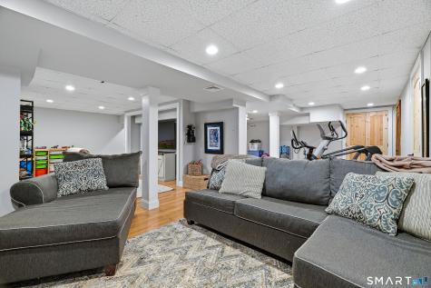 8 Hatchetts Hill Road Old Lyme CT 06371