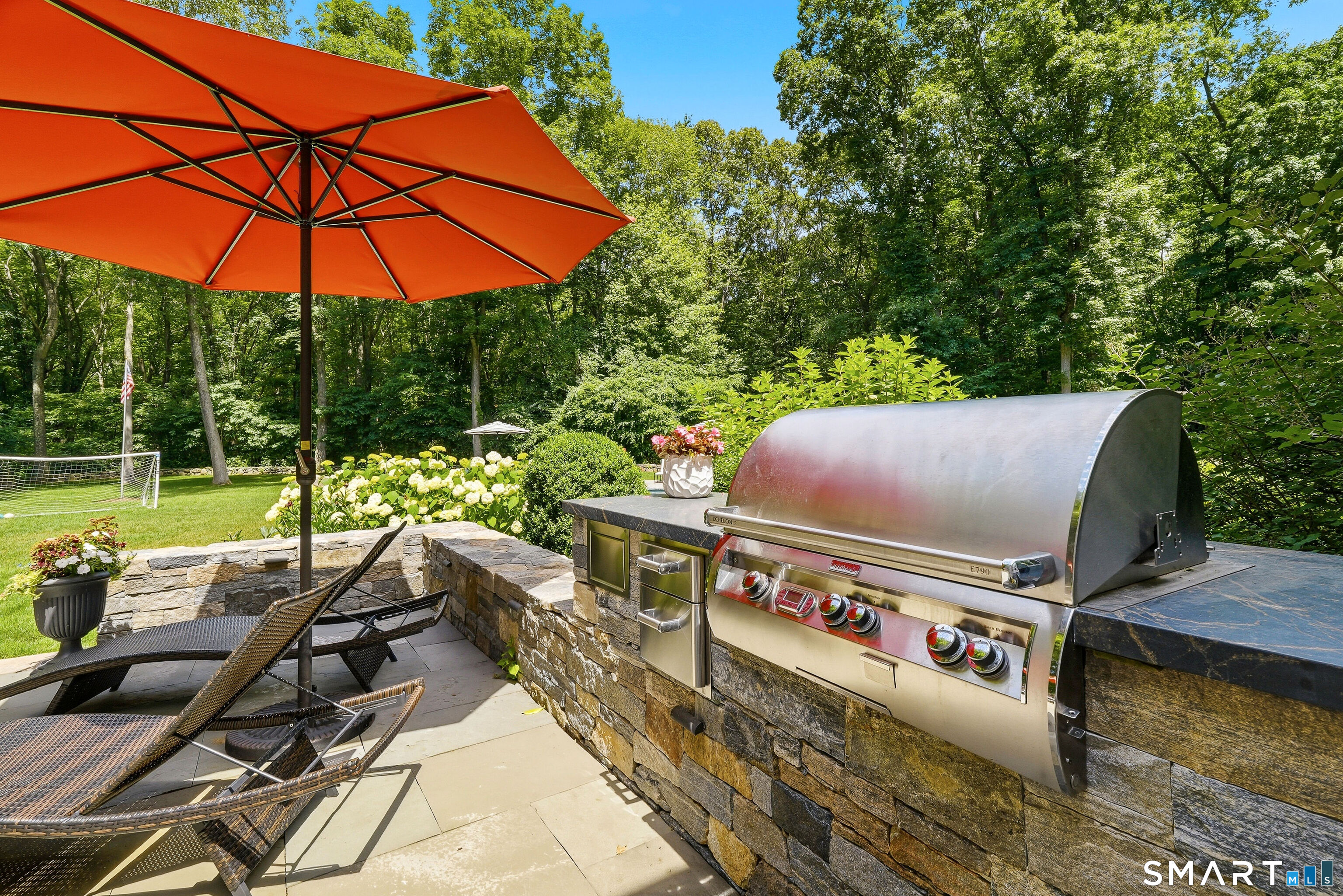 8 Hatchetts Hill Road Old Lyme CT 06371