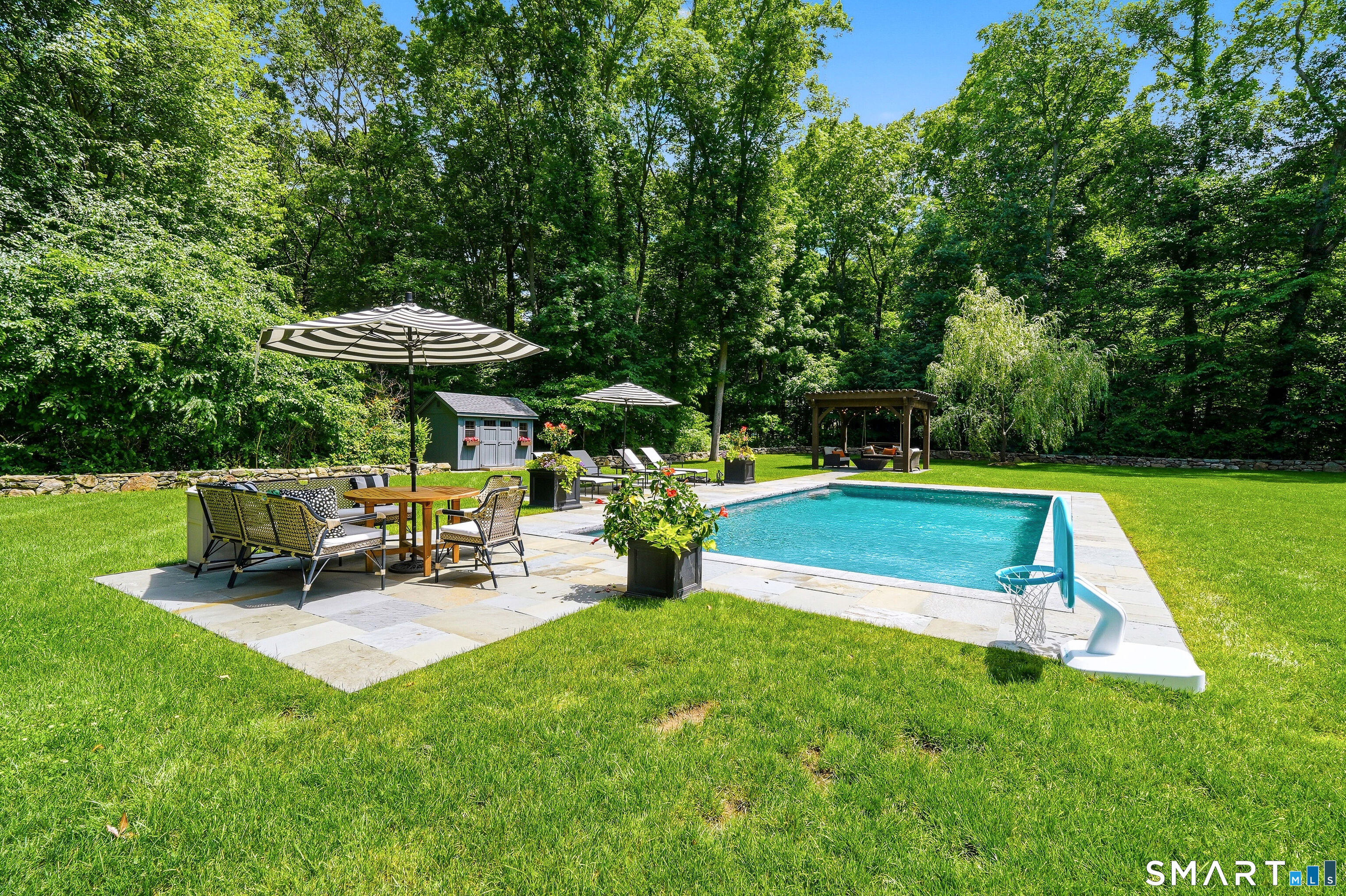 8 Hatchetts Hill Road Old Lyme CT 06371