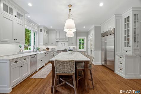 8 Hatchetts Hill Road Old Lyme CT 06371