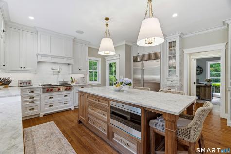 8 Hatchetts Hill Road Old Lyme CT 06371