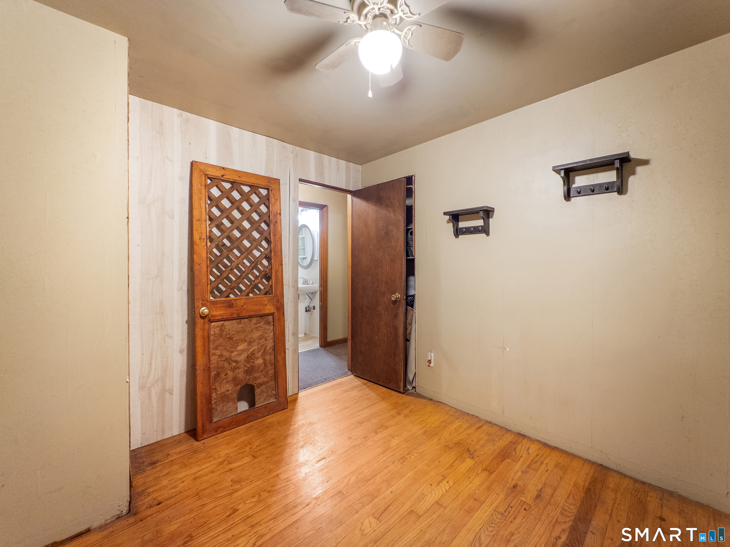 889 Benham Street Hamden CT 06514