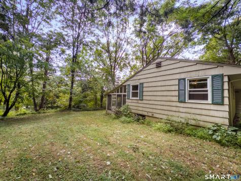 889 Benham Street Hamden CT 06514