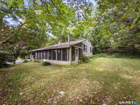 889 Benham Street Hamden CT 06514