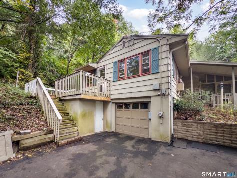 889 Benham Street Hamden CT 06514