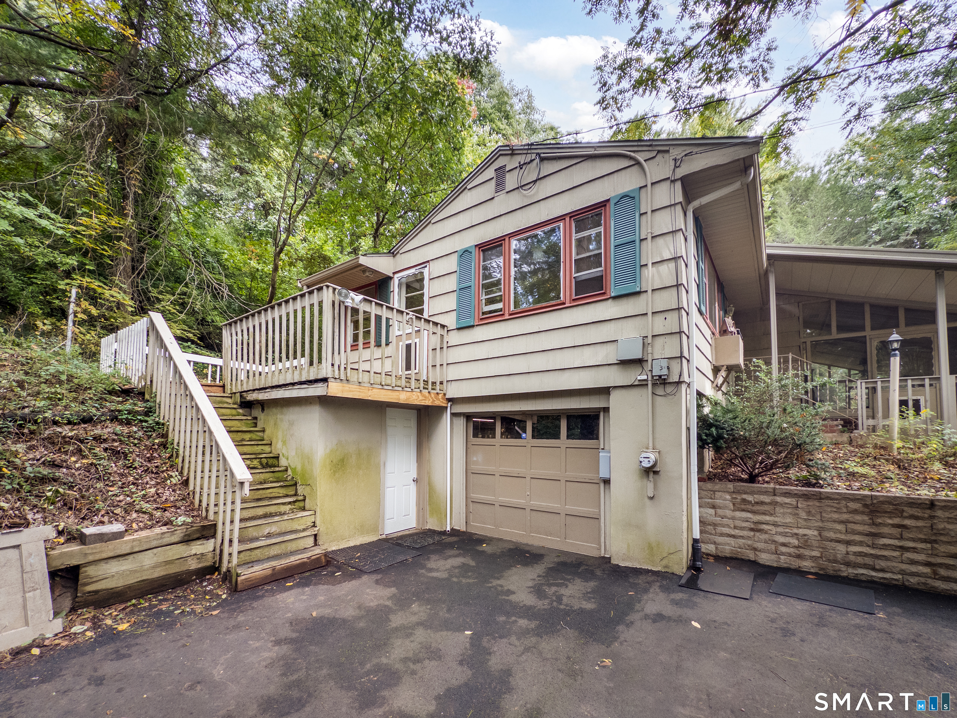 889 Benham Street Hamden CT 06514
