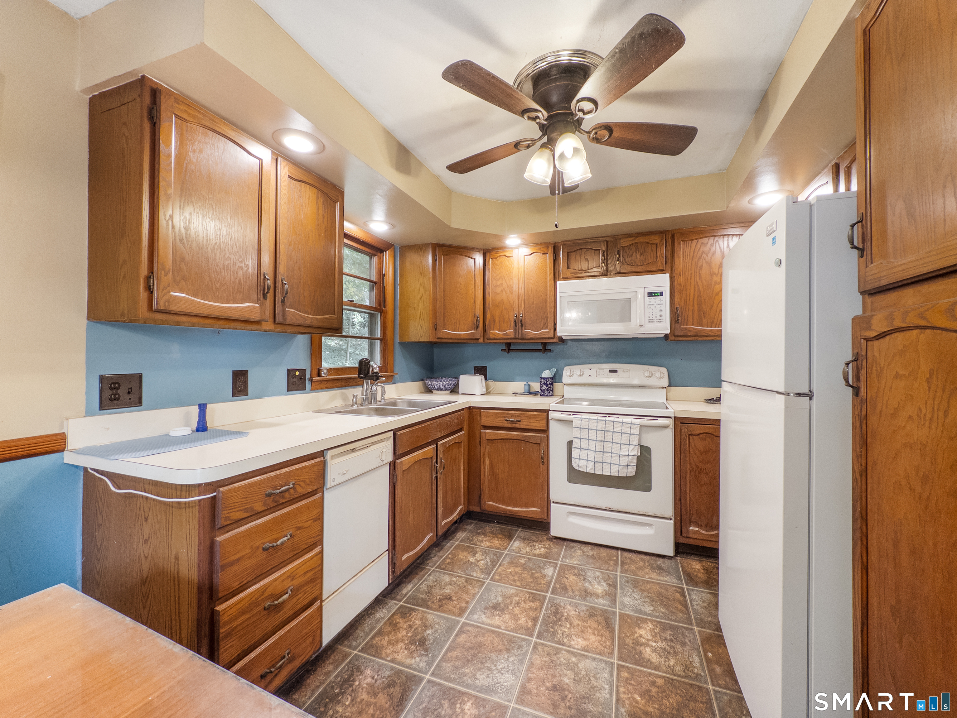 889 Benham Street Hamden CT 06514