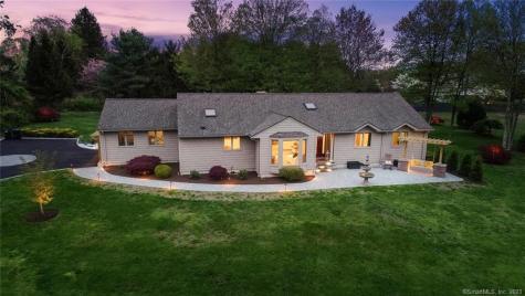26 Far Horizon Drive Easton CT 06612
