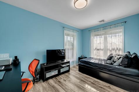 37 Seth Drive Naugatuck CT 06770