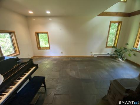 26 Eastwood Drive Branford CT 06405