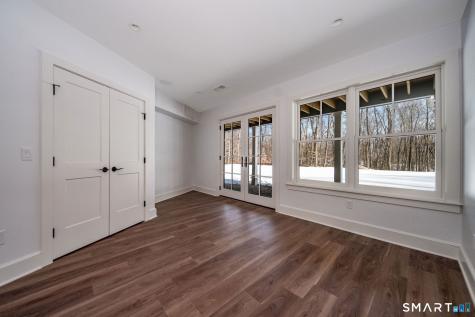 81 Strawberry Hill Road Madison CT 06443