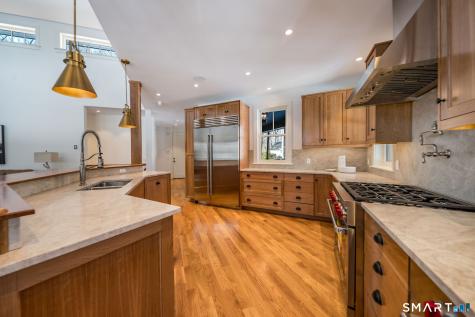 81 Strawberry Hill Road Madison CT 06443