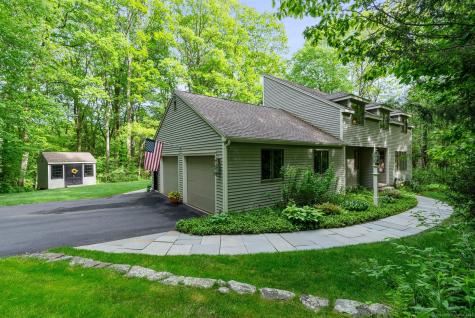 74 Deer Run Burlington CT 06013