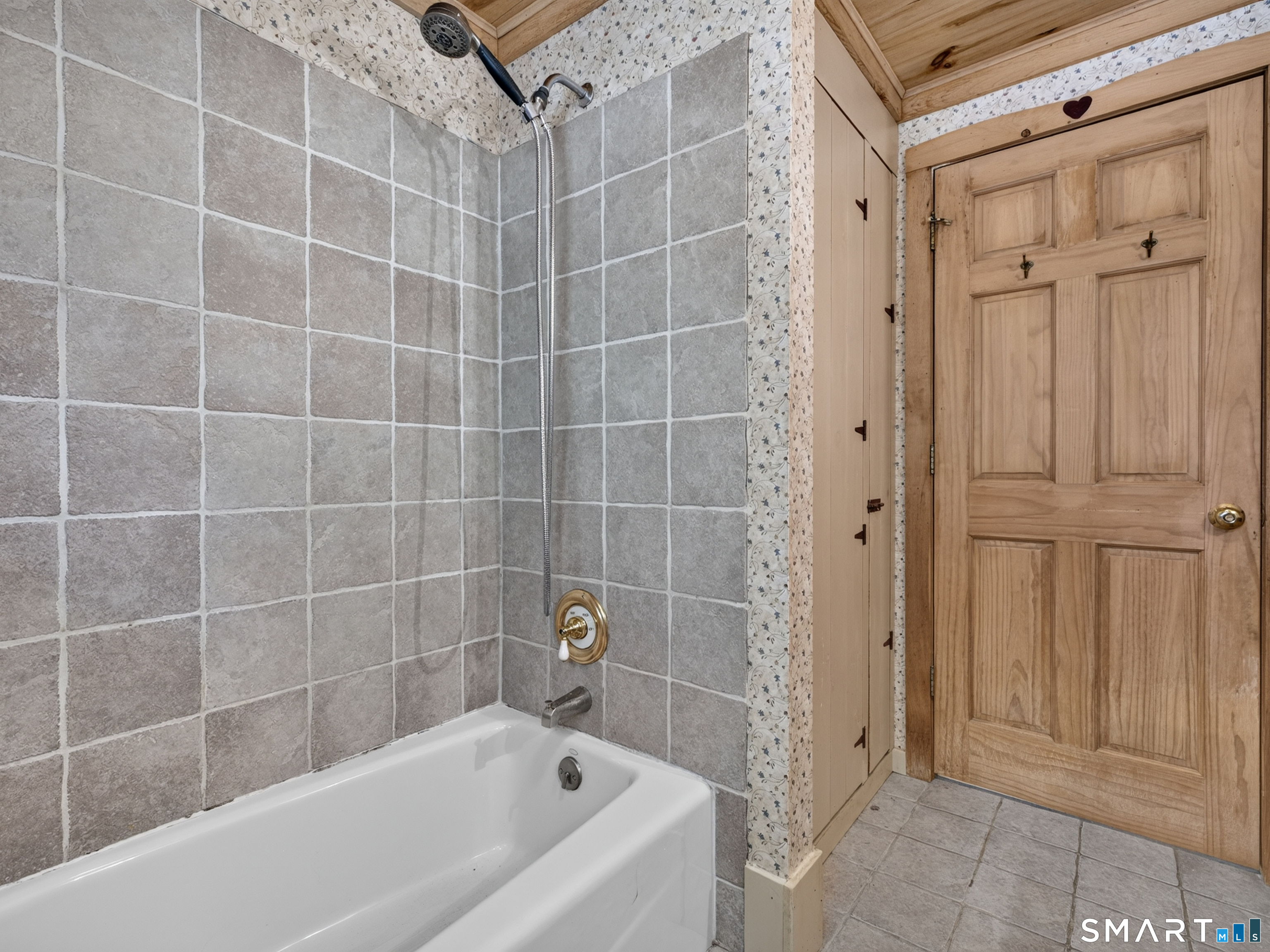 53 Orchard View Road Guilford CT 06437