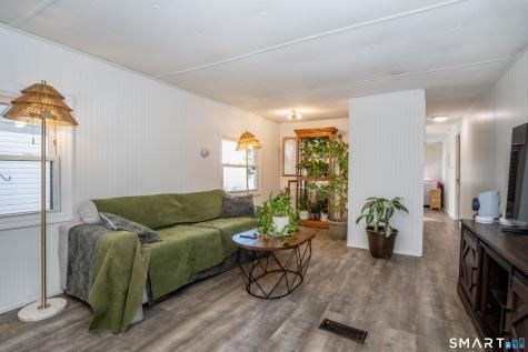 9 Main Street South Windsor CT 06074