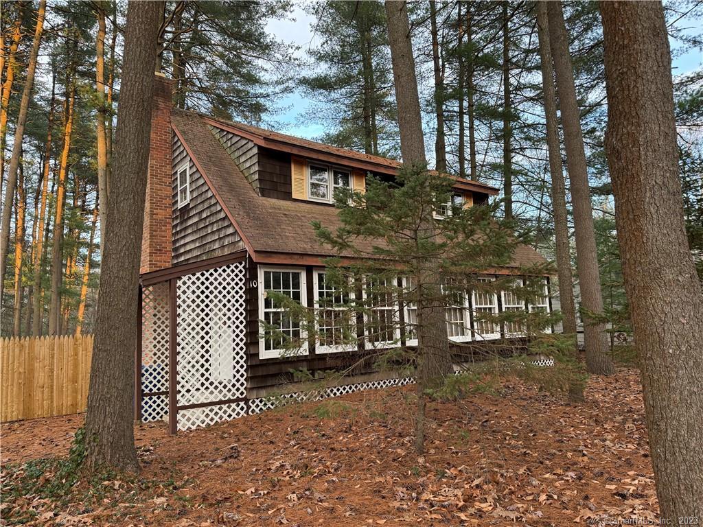 10 Spruce Road Windsor CT 06095