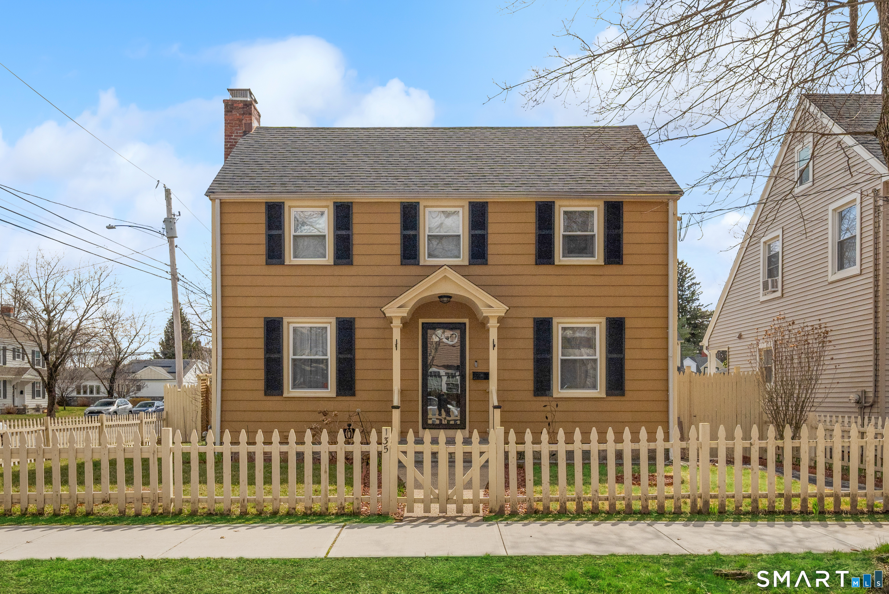 135 Laurel Place Bridgeport CT 06604