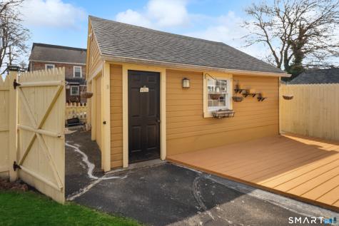 135 Laurel Place Bridgeport CT 06604