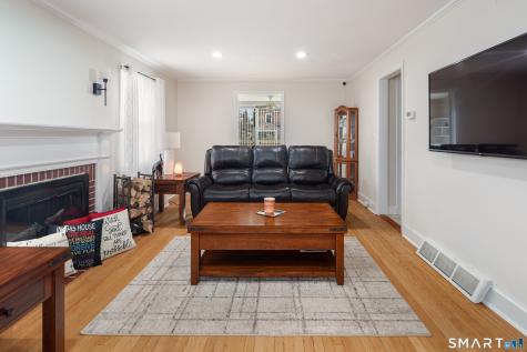 135 Laurel Place Bridgeport CT 06604