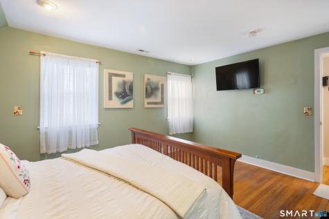 135 Laurel Place Bridgeport CT 06604