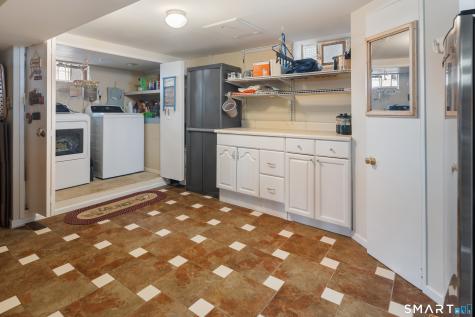 135 Laurel Place Bridgeport CT 06604