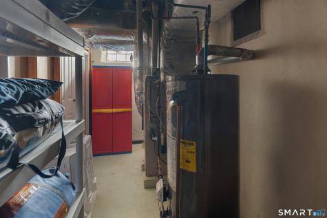 135 Laurel Place Bridgeport CT 06604