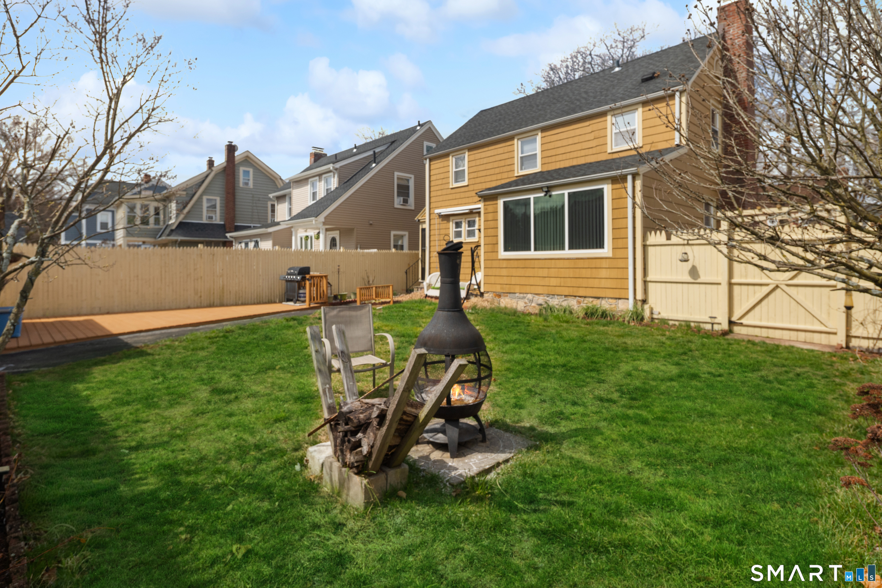 135 Laurel Place Bridgeport CT 06604