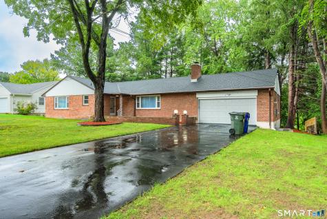 8 Lincoln Avenue West Hartford CT 06117