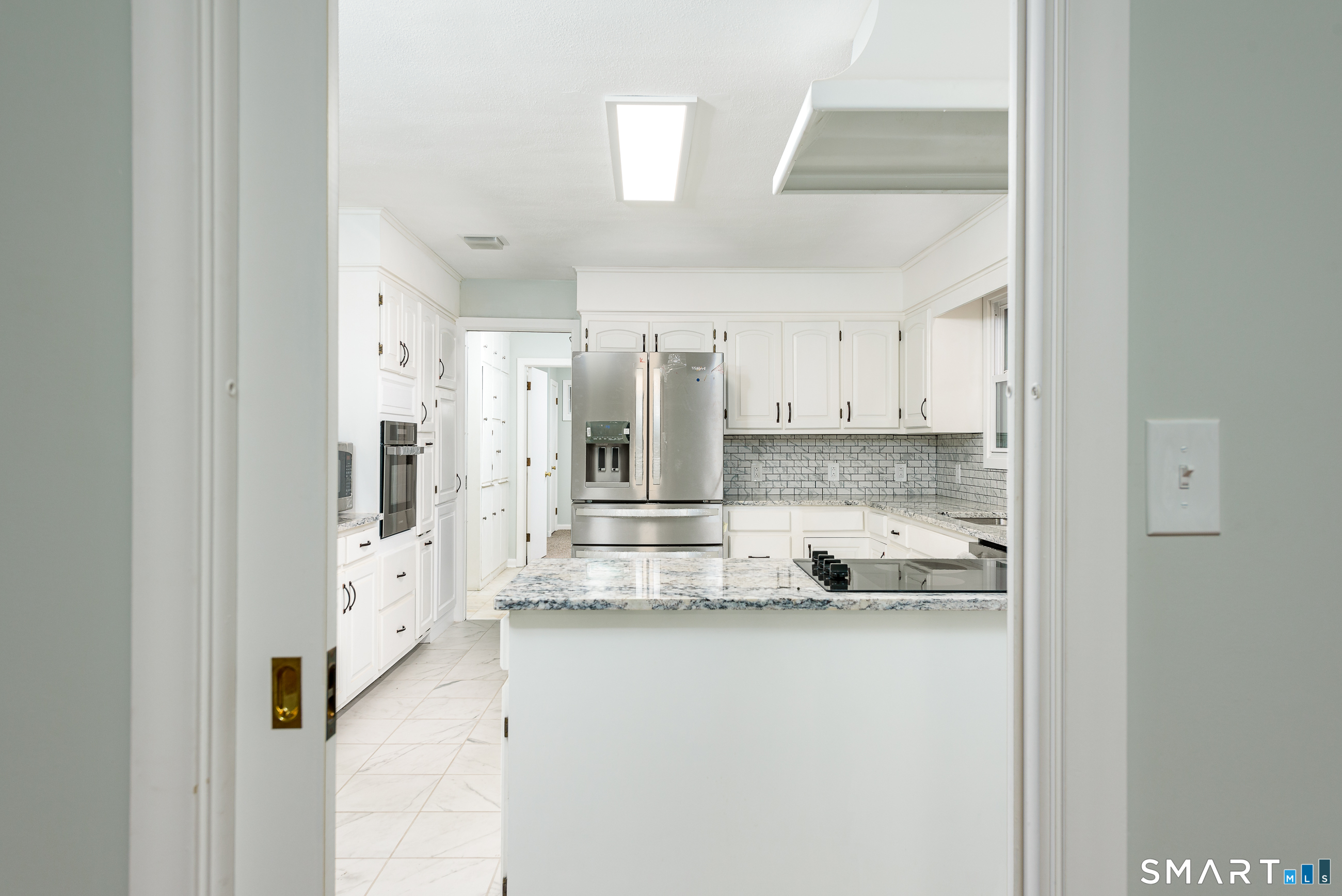 8 Lincoln Avenue West Hartford CT 06117