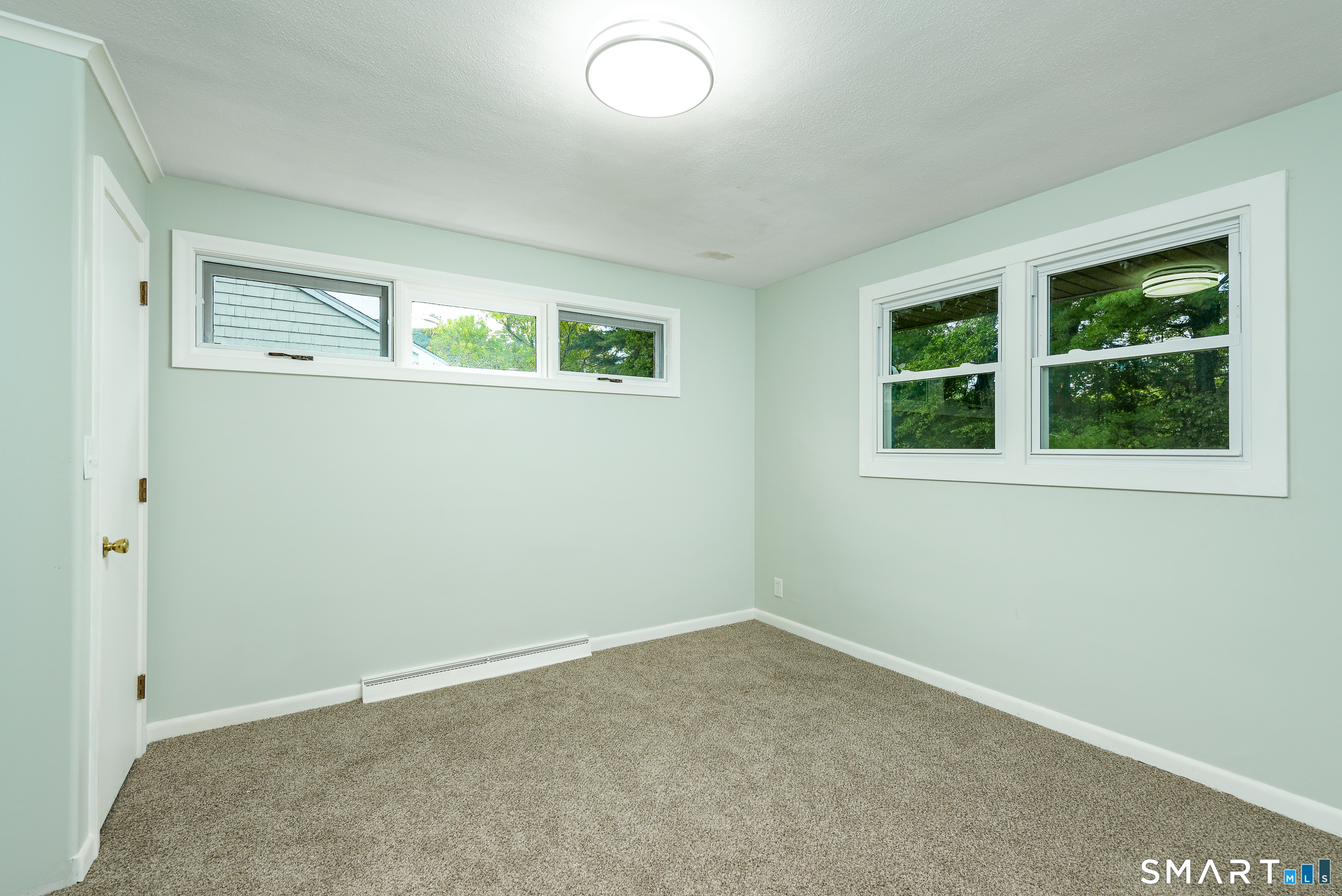 8 Lincoln Avenue West Hartford CT 06117