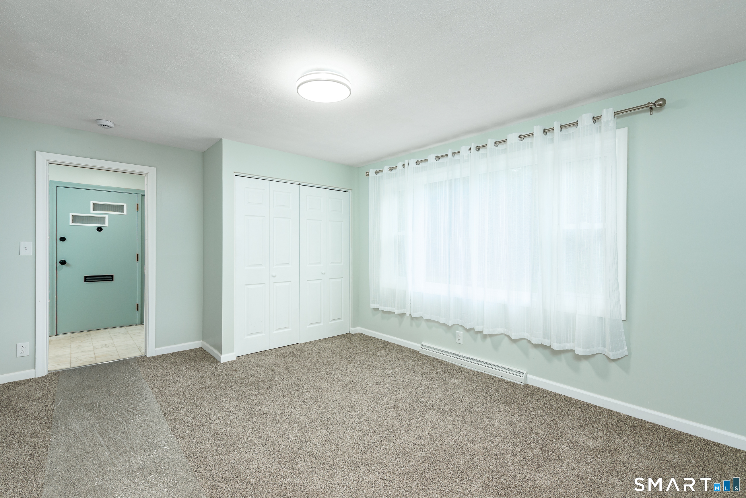8 Lincoln Avenue West Hartford CT 06117