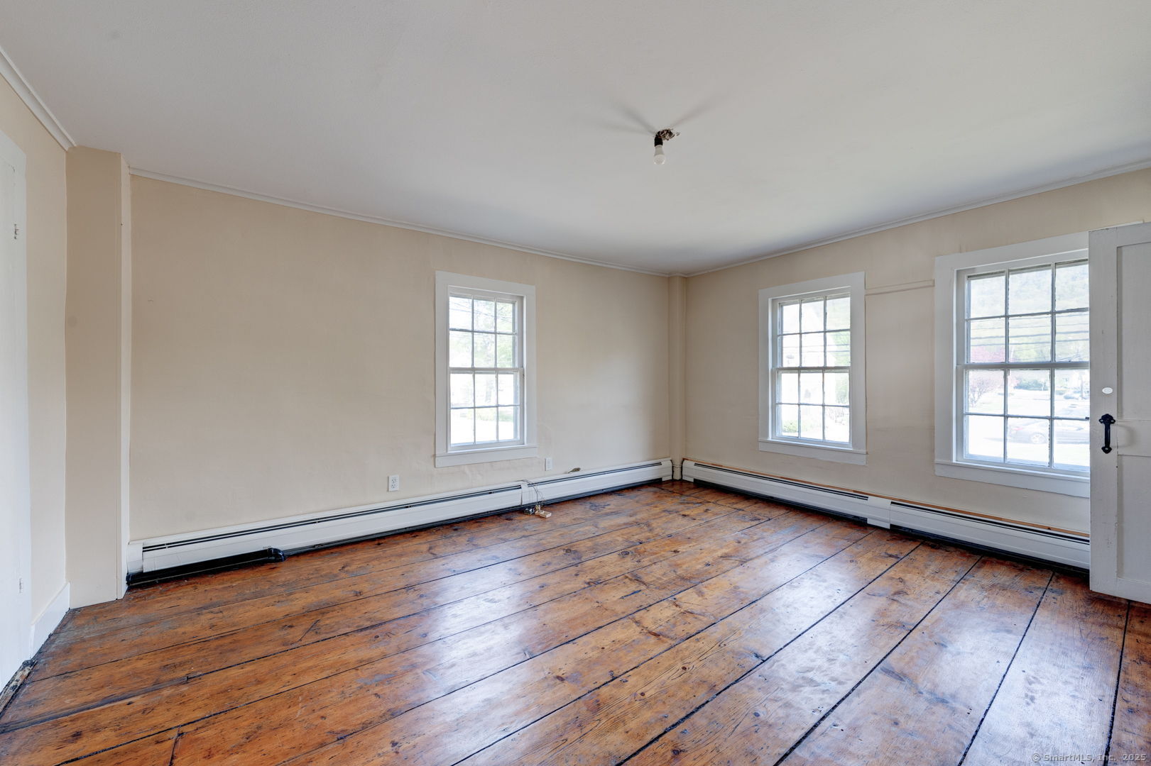 141 Dowd Avenue Canton CT 06019