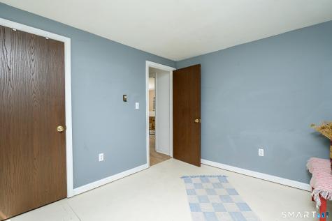 63 Estabrooks Road Hampton CT 06247