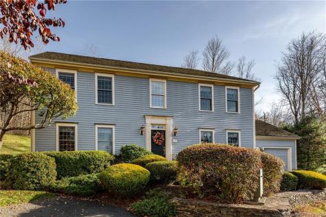 17 Hillview Lane Woodbury CT 06798