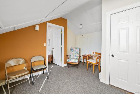 595 Town Hill Road New Hartford CT 06057