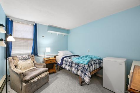 595 Town Hill Road New Hartford CT 06057