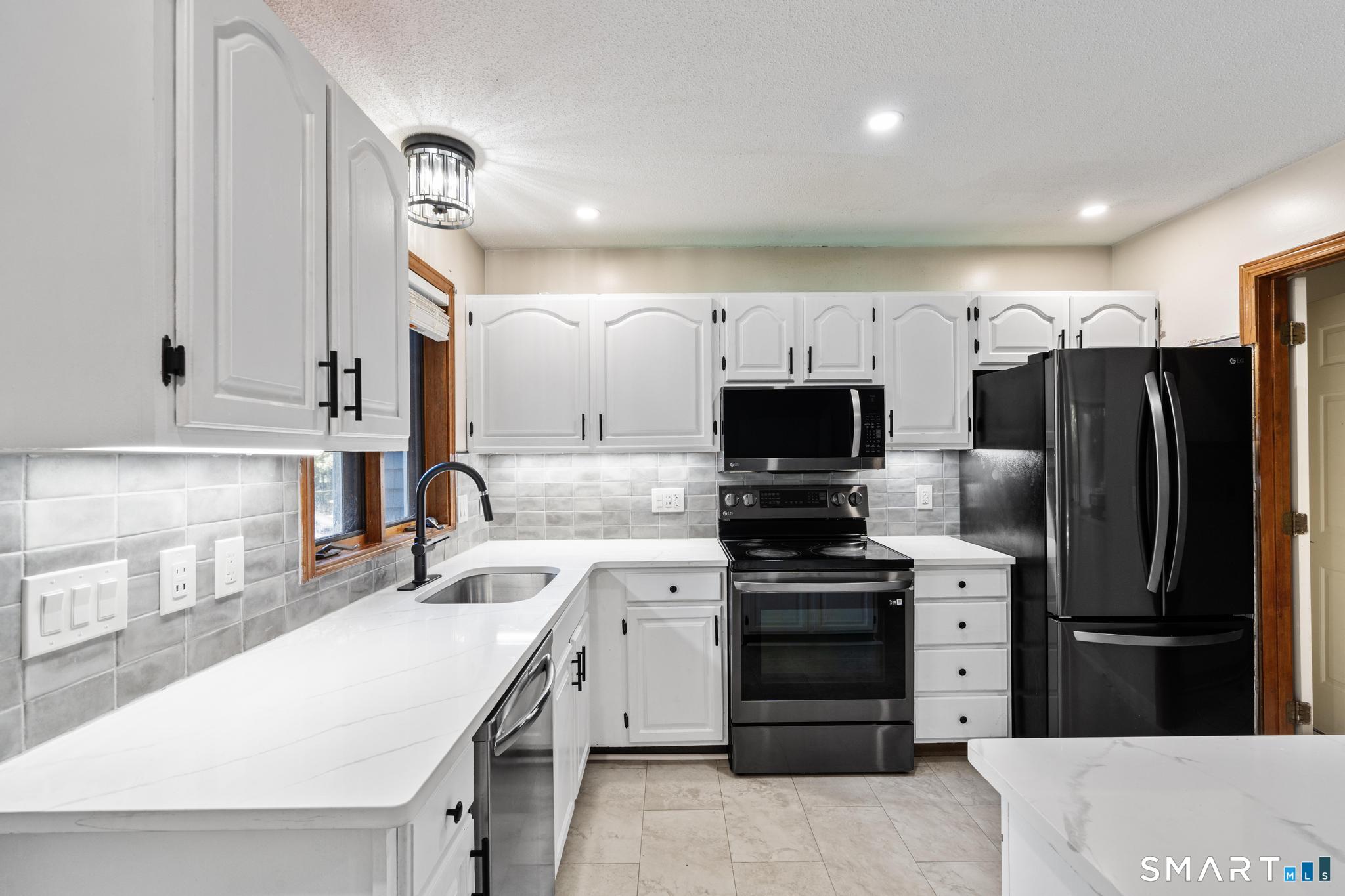 10 Quail Run Bloomfield CT 06002