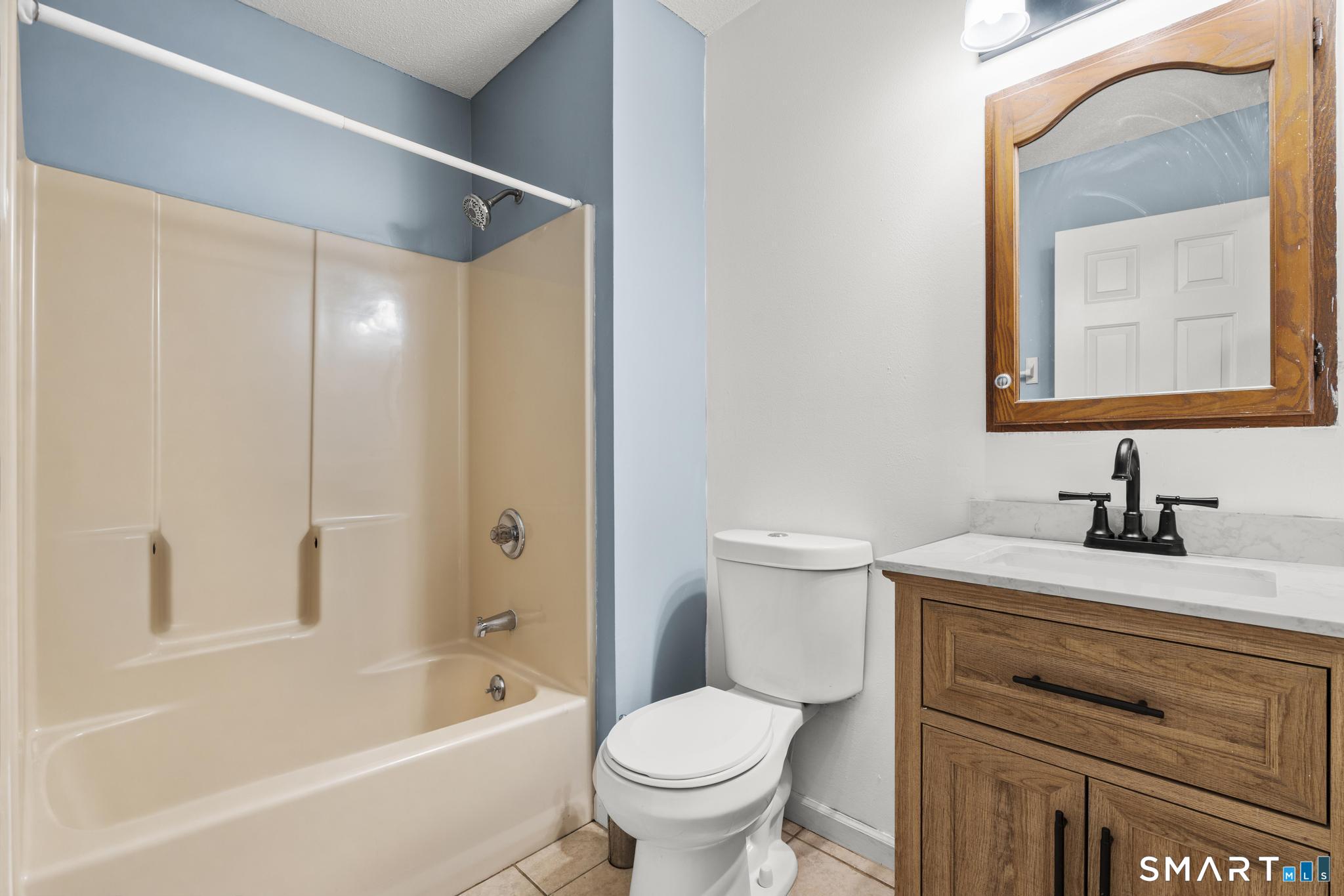 10 Quail Run Bloomfield CT 06002